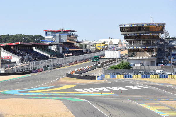 24 HEURES MOTO LE MANS WATATA CIRCUIT BUGATTI