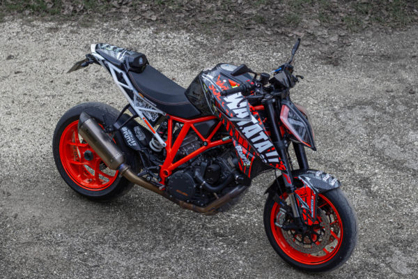 La KTM 1290 Superduke R Braap WATATA