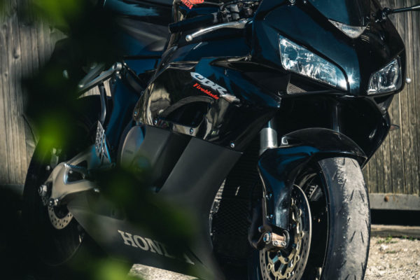 WATATA Black Stallion 1000 CBR